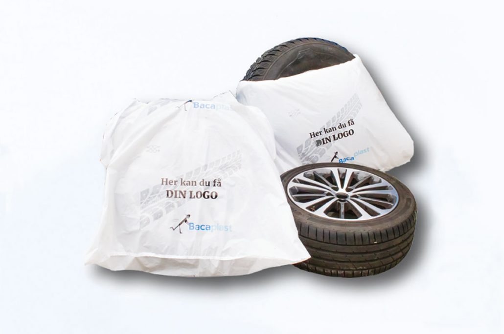 "Dekksekker designet for beskyttelse og lagring, ideelle for oppbevaring av dekk og lignende materialer."