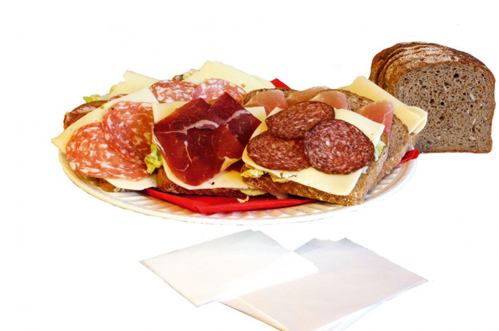 "Pakkesark for frukt og grønt, designet for å bevare ferskhet og kvalitet. Perfekt for bruk i butikker og på markeder."