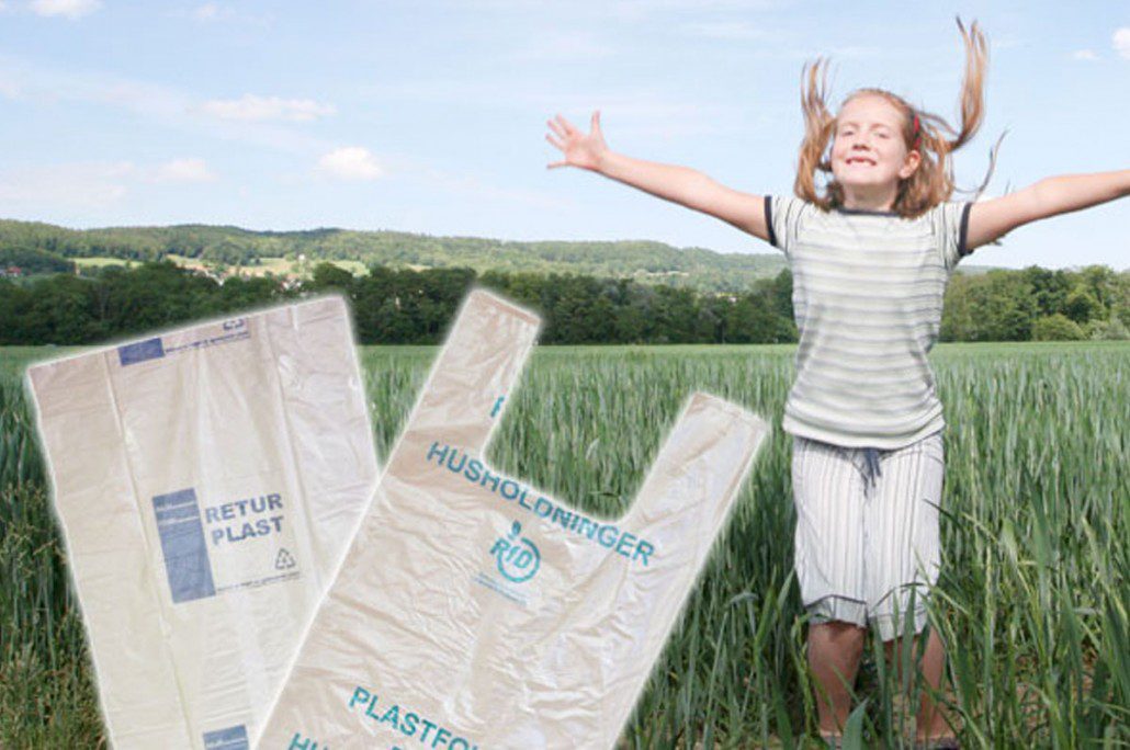 Retursekker designet for effektiv gjenvinning av avfall. Sekkene er laget av slitesterkt materiale og er ideelle for organisert innsamling av resirkulerbare materialer