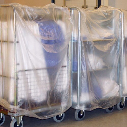 Produkter 20 Vaskerisekk laget av slitesterkt materiale, designet for enkel oppbevaring og transport av tekstiler i vaskerier. Sekken sikrer praktisk håndtering av klær og sengetøy."